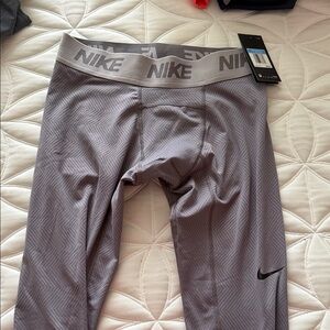 Nike Gray Patterned Leggings